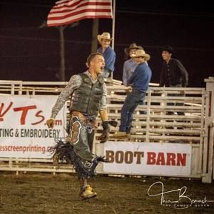 Meet your Posher, Devan